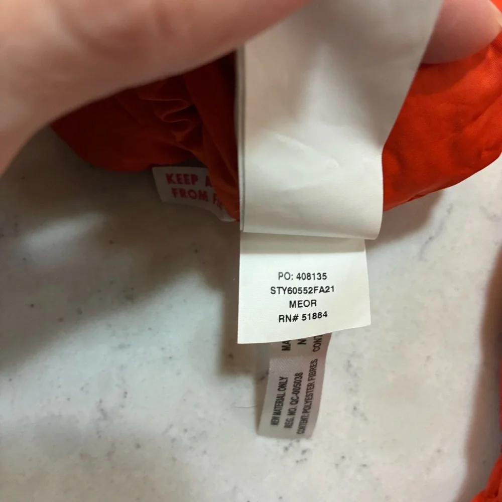 Patagonia Baby Puff Mittens in Metric Orange